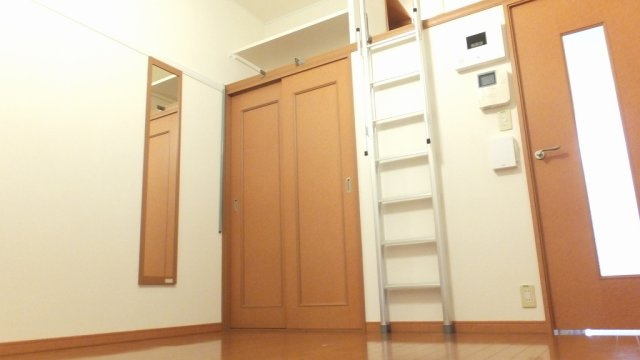 ゆったり過ごせるリビングです