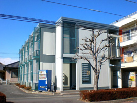落ち着いた雰囲気の外観です