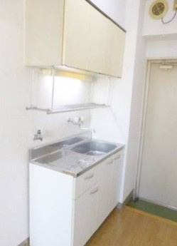 東村山市野口町１丁目の賃貸マンションのキッチン