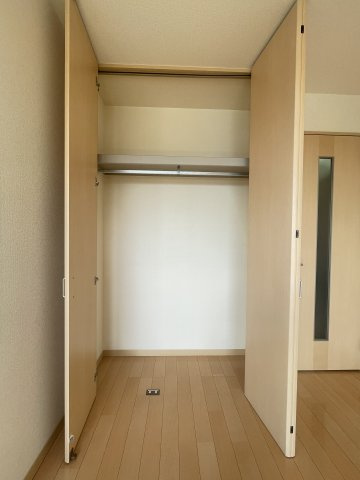 リブエールカーサの内装