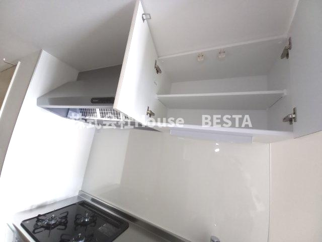 リベルタ元町通のキッチン