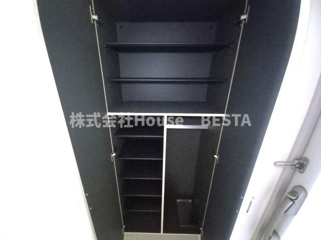 リベルタ元町通の収納