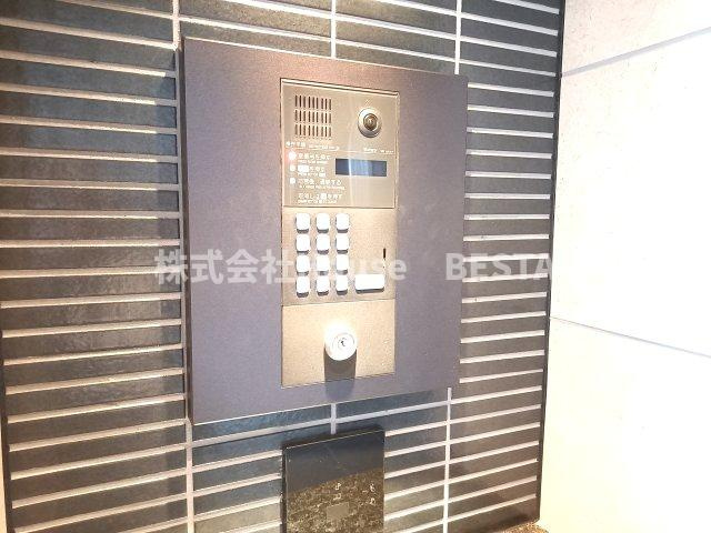 リベルタ元町通のエントランス