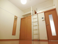 1Fの床面はフローリング敷きです。
