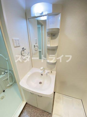 大阪市淀川区宮原２丁目の賃貸マンションの洗面所