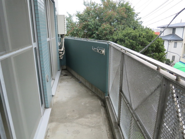 パレドール森田のバルコニー|お洗濯物も十分干せる広々バルコニーです♪