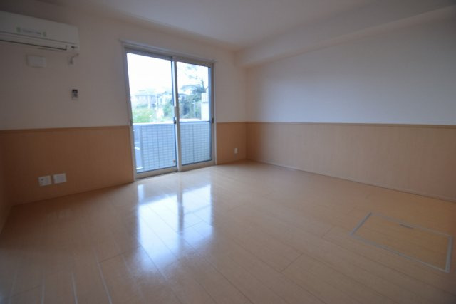 フォレストパークの居間・リビング|設備充実です