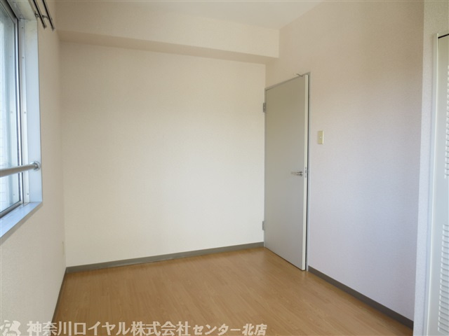 【寝室】