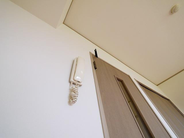 セジュール筒井のセキュリティ|インターホン受話器です