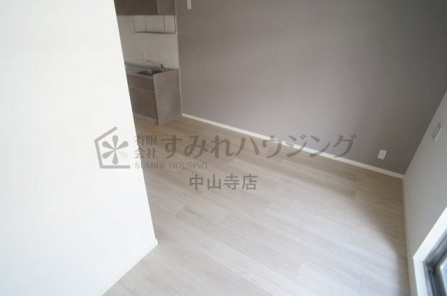 ELEGANTE宝塚の寝室|参考、同建物・同間取りの号室