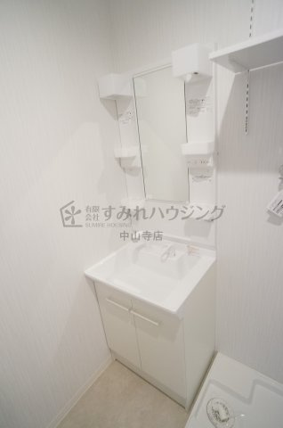 ELEGANTE宝塚の洗面所|参考、同建物・同間取りの号室