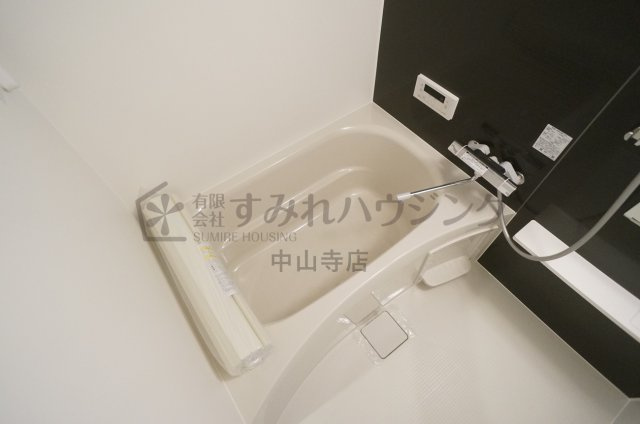 ELEGANTE宝塚の浴室|参考、同建物・同間取りの号室