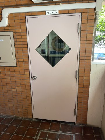 ソシアーレ・ミラン武蔵浦和パートⅡのランドリースペース