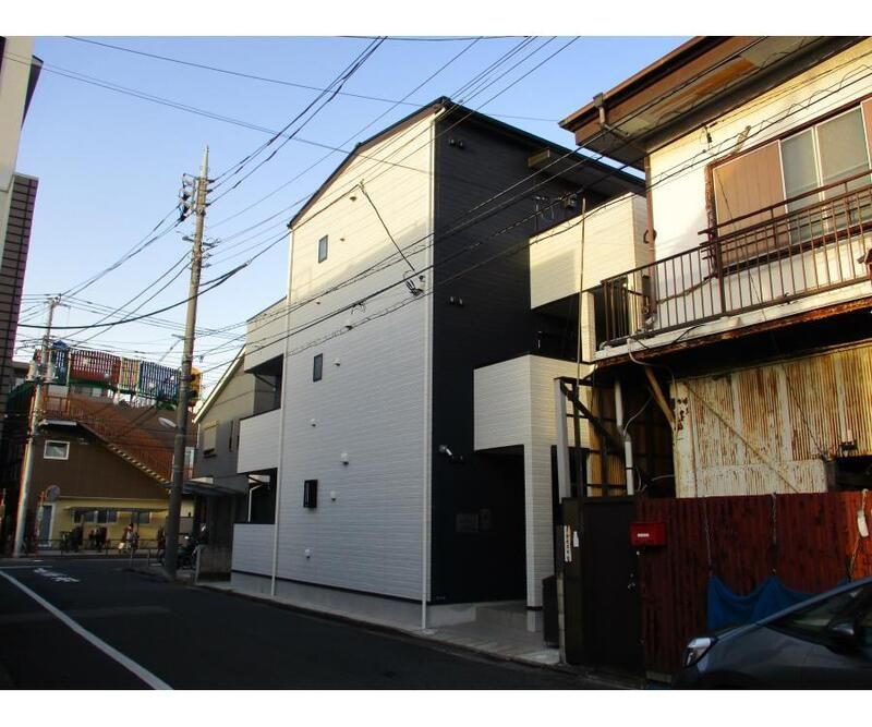 ＣＲＡＳＴＩＮＥ金町２丁目のエントランス