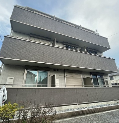 グランビル舎人公園の外観