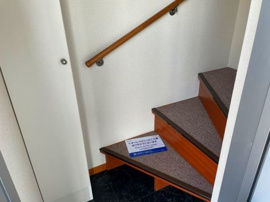 毎日通る玄関はこちらです