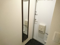 明るい玄関です