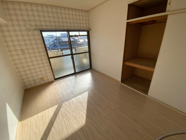 メゾン稲津の寝室