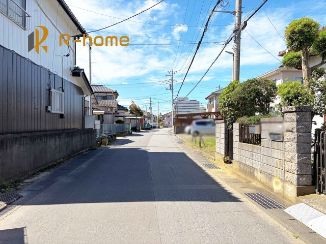 土浦市小松第7　新築戸建て　1号棟の前面道路含む現地写真|堂々！建物完成♪実際のお部屋をご見学可能です♪
ご見学が一番の資料！お気軽にお問い合わせ下さい♪