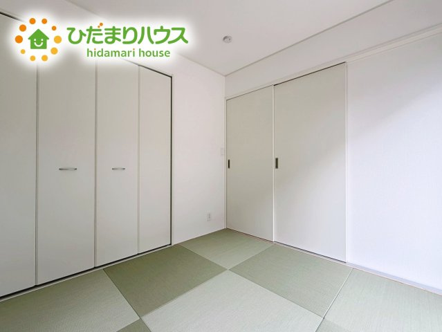 いわき市郷ケ丘第８　新築戸建　2号棟の和室|リビングには和室が隣接し、お子様の遊び場や家事スペースにも大活躍です☆