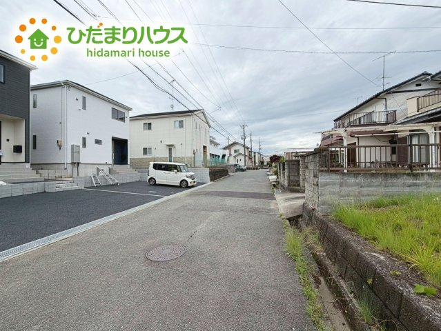 いわき市郷ケ丘第８　新築戸建　2号棟の前面道路含む現地写真|小学校が近く、お子様の通学も安心♪