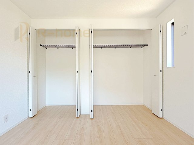 土浦市小松第7　新築戸建て　2号棟の収納|2階は全居室収納スペースを設置！
充分な容量で居住空間もスッキリ♪