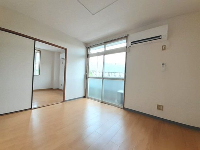 【居間・リビング】 | ハニーベル | ゆったり過ごせる居間です