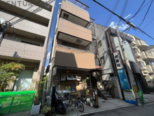 アーネスト坂田の画像