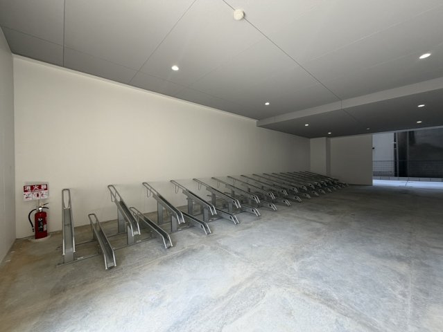 Alivis新町のロビー