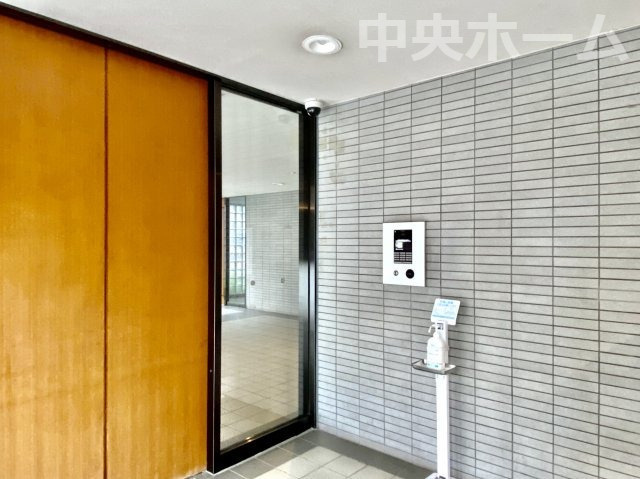 モア・ステージ西葛西の防犯設備|【オートロック】オートロックシステムでセキュリティ充実。当たり前ですが、安全で安心して暮らすのって大事ですよね。お探しのご条件でオートロック付きの物件を探す方も多いですがやはりセキュリティは大事です。