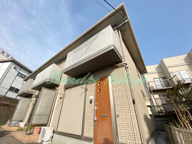 横浜市戸塚区戸塚町のアパート