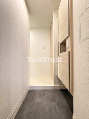 【玄関】 | スペチアーレ赤川