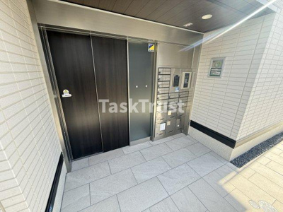 【エントランス】 | スペチアーレ赤川