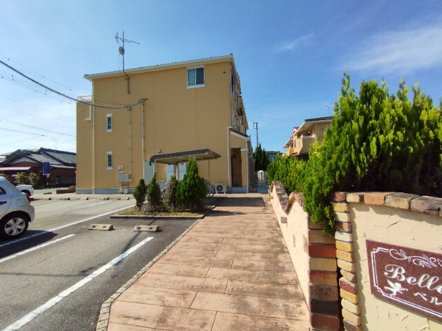 ベルエクラの外観