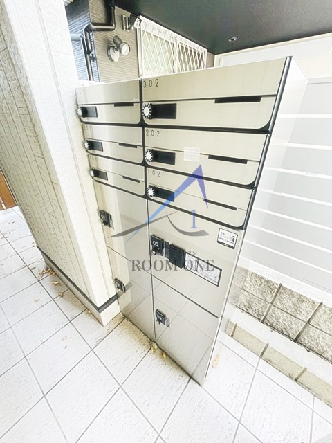 ルノン東糀谷のその他共用部分|集合ポストです。