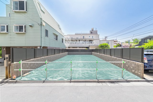 【外観】 | 祐天寺＿売地「祐天寺駅」徒歩５分の邸宅用地・こんなに駅が近いのに閑静な住宅街です | 間口８．５ｍ　堂々とした形状