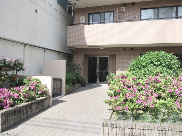ジャルダンド駒込のエントランス|マンションの入り口になります！！