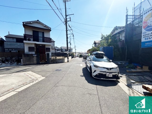 堺市中区深井中町　新築一戸建ての前面道路含む現地写真|周辺は落ち着いた街並みの住宅地！子育てがしやすい住環境です！まだ未完成ですが、現地でしかわからない事もございます。是非一度ご覧ください。