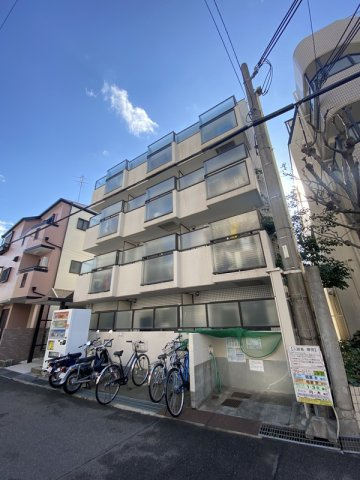 ダイドーメゾン御影の外観