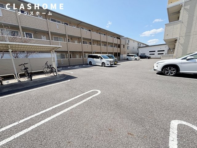 セジュール大山　　刈谷市近郊の賃貸はクラスホーム刈谷店の駐車場