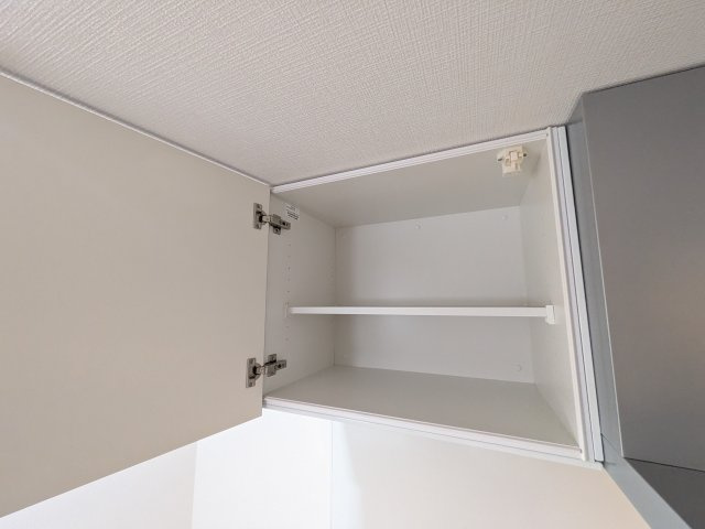 ラフィーネ読売ランド前の収納