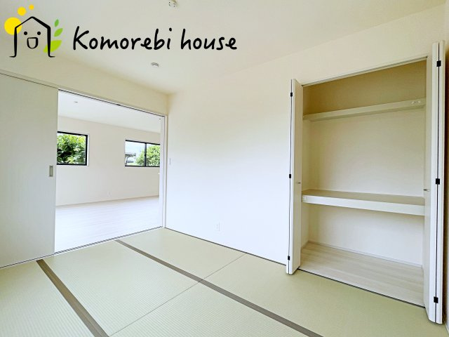 上尾市瓦葺　第2　新築一戸建て　リーブルガーデン　01の和室|フローリングだけでなく、和室もあります