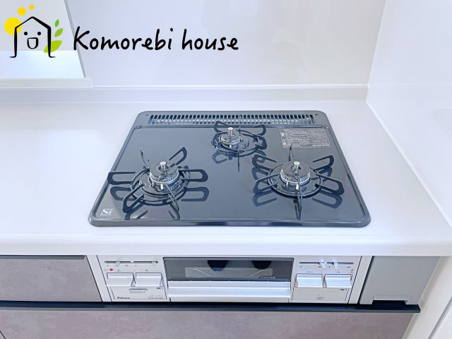 上尾市瓦葺　第2　新築一戸建て　リーブルガーデン　01のキッチン|使いやすいキッチンです