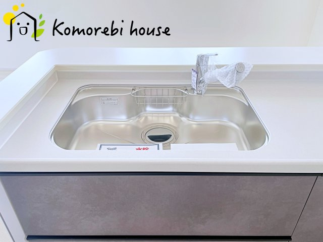 上尾市瓦葺　第2　新築一戸建て　リーブルガーデン　01のキッチン|キッチンでお料理をお楽しみください