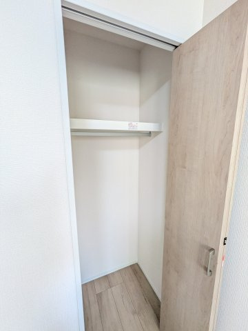 ラフィーネ読売ランド前の収納