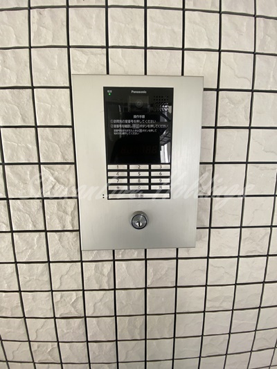 ラフィネ横浜のセキュリティ|オートロック完備♪※同物件別部屋