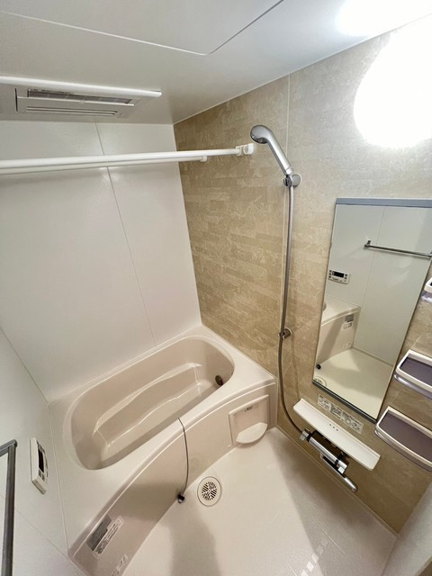 Maison blancheの浴室|★浴室乾燥機・追焚機能付き★