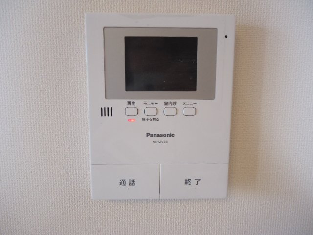 Auraの内装|カメラ付インターホン