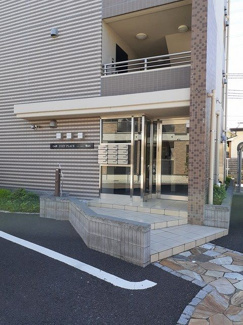 【エントランス】