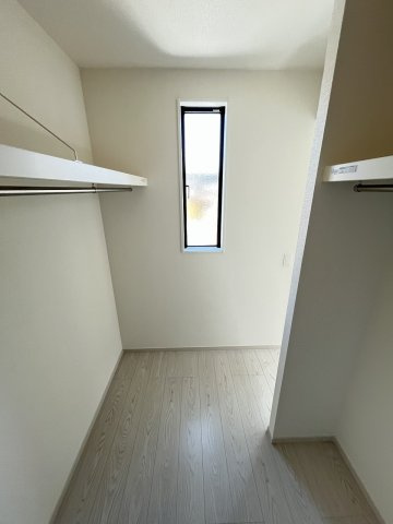【収納】 | 春日市白水ヶ丘2丁目5期　1号棟（全2棟）【仲介手数料無料・0円】 | 施工例。施工例は完成時と異なる場合があります。